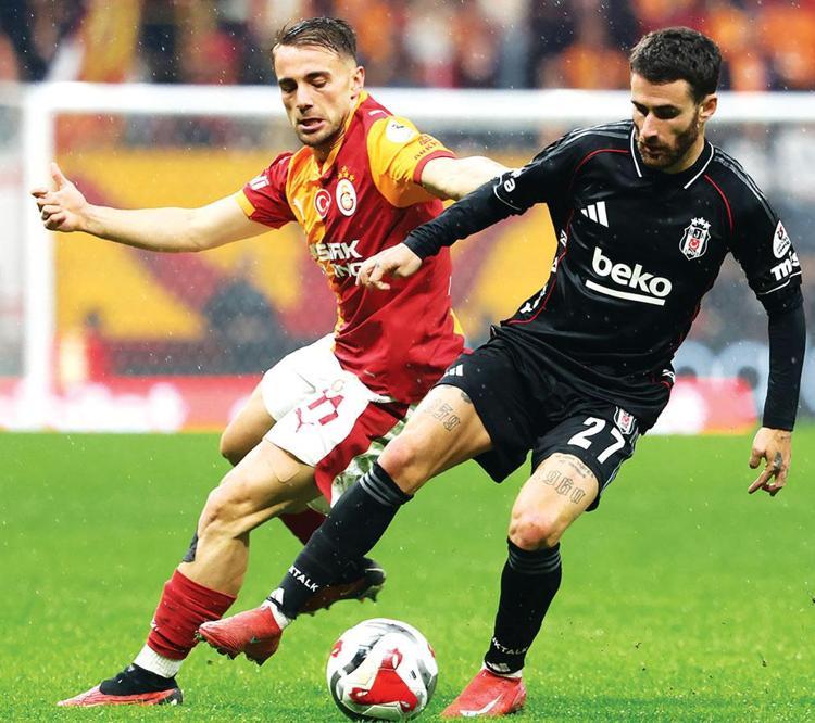 Galatasaray Beşiktaş derbisinde kazanan yok Kartal kaçtı Aslan yakaladı