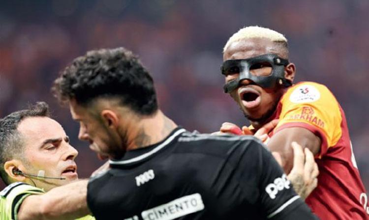 Galatasaray Beşiktaş derbisinde kazanan yok Kartal kaçtı Aslan yakaladı