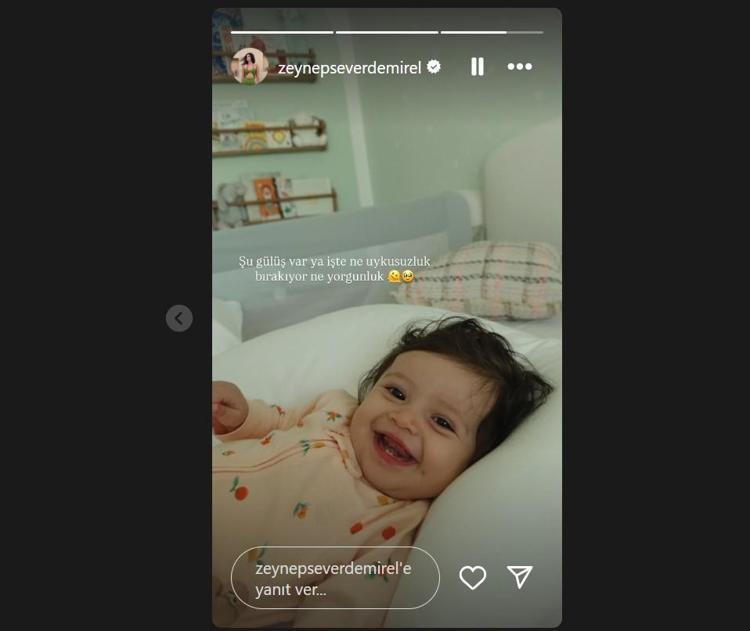 Doğum sonrası eski formuna kavuşan Zeynep Demirelden Yasmin bebekli yeni poz