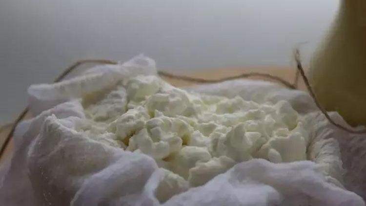 KOLAY HAZMEDİLİR, MİDE DOSTUDUR