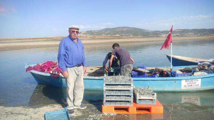 BALIKLAR İŞLENDİKTEN SONRA AVRUPAYA GİDECEK