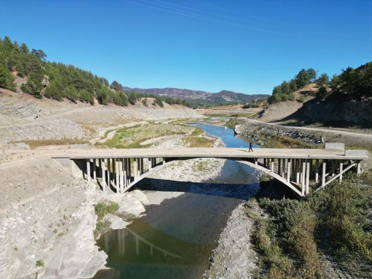 40 yıllık topraklar geri geldi Kuraklığın acı yüzü: Atadan deden kalma yerlerimizdi