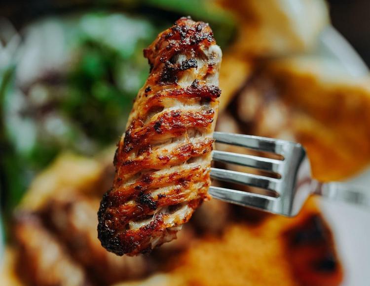 Tavuğun sosuna 1 tane ekleyin Lezzetini 10 kat artırıyor, kimsenin aklına gelmiyor ama eti yumuşacık yapıyor