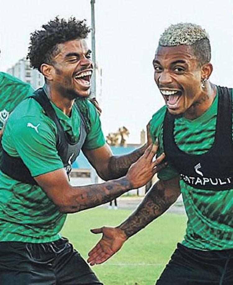 KULÜBÜ ARADIM ‘BENİ ALIN’ DEDİM