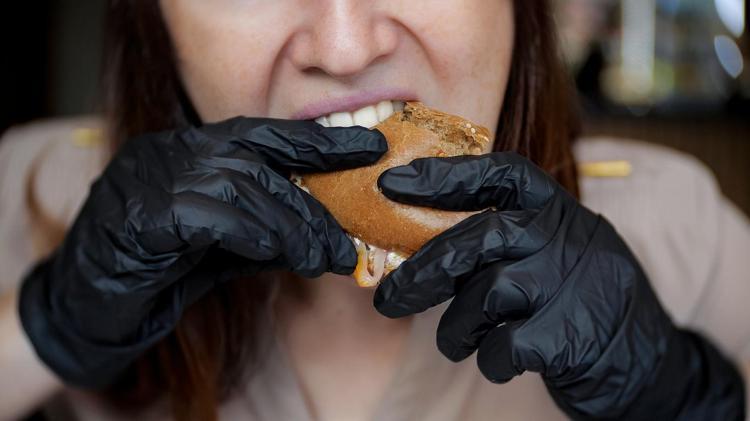 Ünlü doktor bu besinleri asla sipariş etmiyor Ölüme neden olabilir: Dünyanın en sağlıksız yiyecekleri