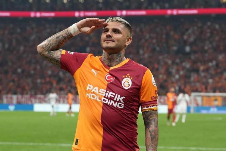 Galatasarayda kritik Icardi görüşmesi Okan Buruk: Hazır olduğunda 11de yerin hazır