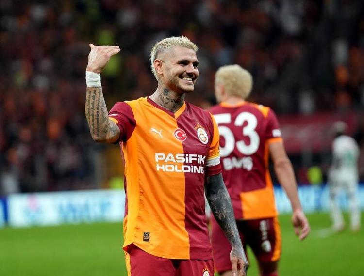 Galatasarayda kritik Icardi görüşmesi Okan Buruk: Hazır olduğunda 11de yerin hazır