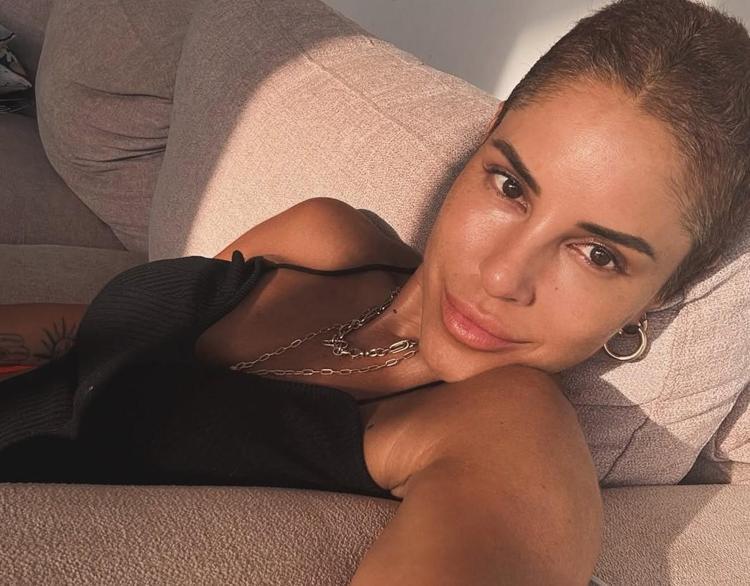 BANA SABIRLA YAKLAŞTILAR