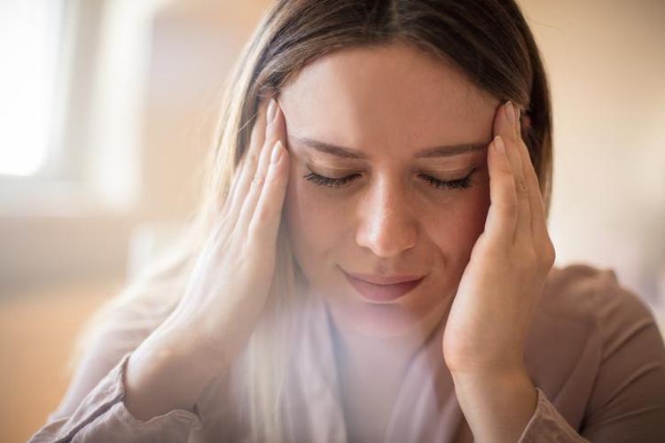 Kulaktaki kiri anında temizliyor Tıkalı kulağı hortum gibi açıyor: Pamukları çöpe attırıyor