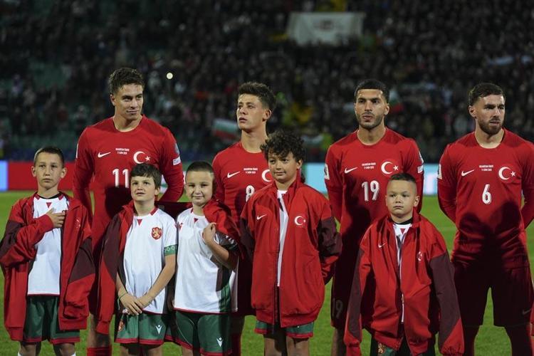 Bulgaristan - Türkiye maçında tarihi fark Milli kritik maçta gol oldu yağdı