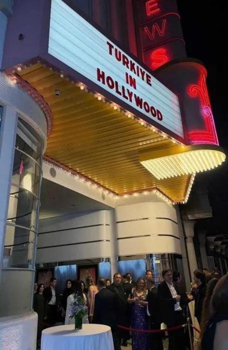 Hollywood’un kalbinde Türk sineması rüzgarı Oscar adayımız sahneye çıktı