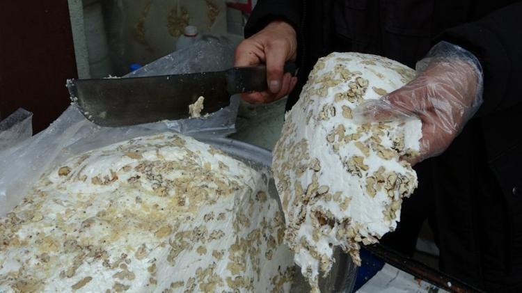 TAHİN HELVASI YAPARKEN NELERE DİKKAT EDİLMELİ