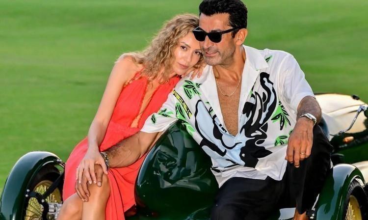 Sinem Kobal kızlarıyla doğanın tadını çıkardı