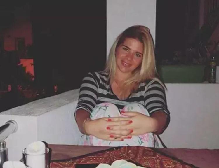 Sihirli Annemin Tuğçesiydi Damla Ersubaşı Umreye gitti