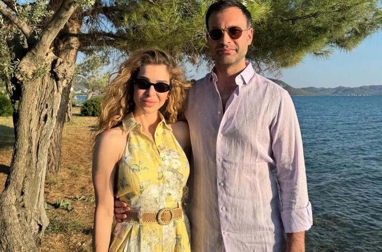 Uzun zamandır aşk yaşıyorlar Öykü Çelik sevgilisinden evlilik teklifi aldı