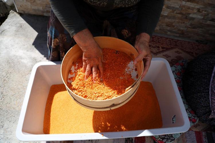 TARHANA ÇORBASI TARİFİ