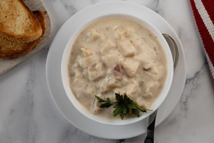 LEZZETLİ VE BESLEYİCİ BALIK ÇORBASI TARİFİ