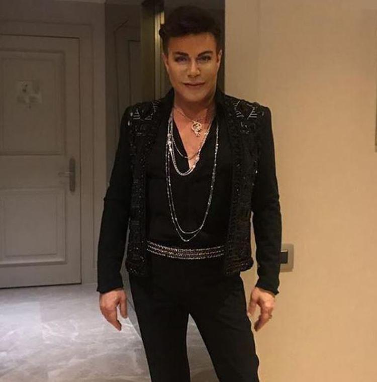 FATİH ÜREK SON DURUM Fatih Üreke ne oldu, kalbi mi durdu Fatih Ürekin neyi var, kalp krizi mi geçirdi Fatih Ürek kimdir