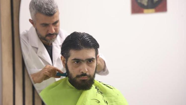 Barışı güzel bir hamama götürüp banyo yaptırdık, Tıraş ettirdik ve kıyafetlerini değiştirdik ve bundan sonra bizim Barışa desteklerimiz devam edecek