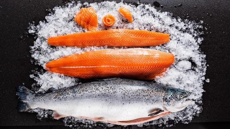 Balıkların en faydalısı Defne yaprağı ve limonla pişirin, lezzeti 10 kat artıyor