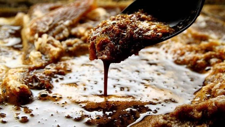 Pekmezin içine 1 kaşık atın Faydasını 10 kat artırıyor, hastalıklara karşı kalkan oluyor