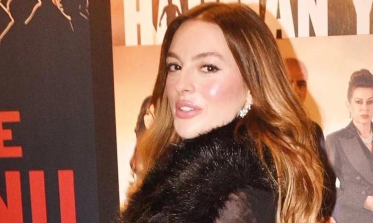 MELİS SEZEN: SEVGİNİN OLDUĞU HER YER KUTSAL