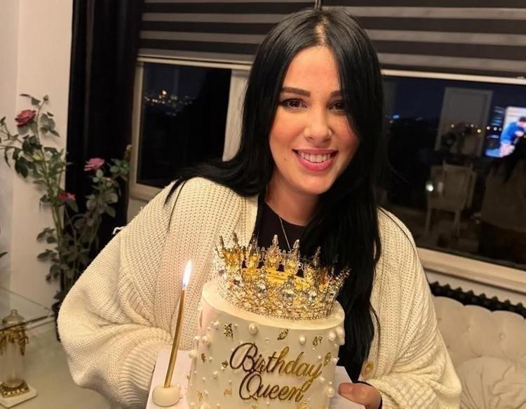 Tuğçe Tayfurdan annesi Necla Nazıra övgü yağmuru Seninle gurur duyuyorum