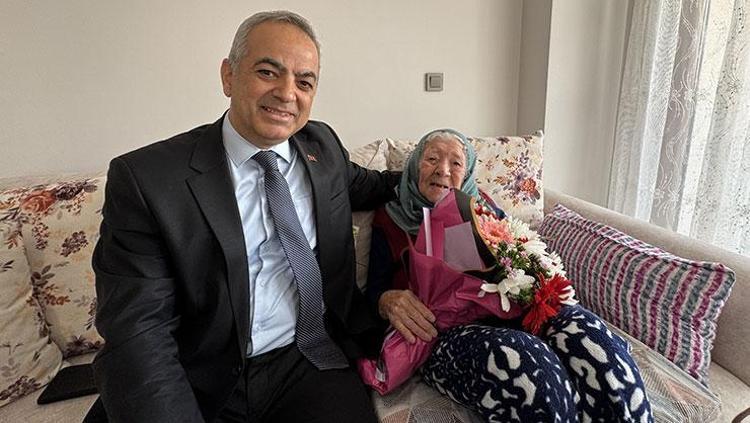 Cumhuriyet ile aynı yaşta 102 yaşında hayata meydan okuyor: Gençlere verdiği öğütle dikkat çekti