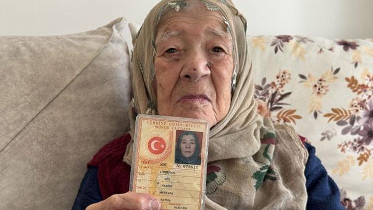 Cumhuriyet ile aynı yaşta 102 yaşında hayata meydan okuyor: Gençlere verdiği öğütle dikkat çekti