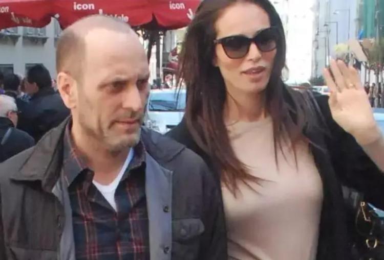 16 yıllık evliliği bitiyor Romaya giden Güzide Duran çocuklarını göremedi