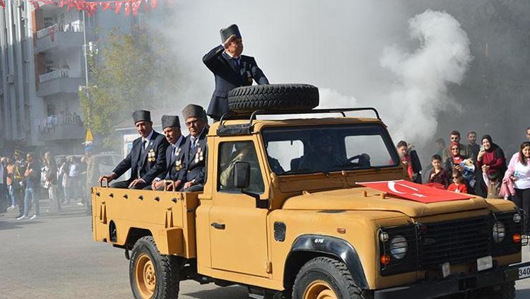 Yurtta Cumhuriyet Bayramı coşkuyla kutlanıyor