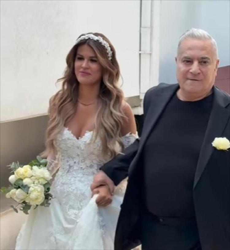 Mehmet Ali Erbilden Gülseren Ceylana 10 milyon TLlik düğün hediyesi