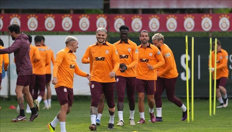 GALATASARAY MUHTEMEL 11’İ NASIL OLABİLİR