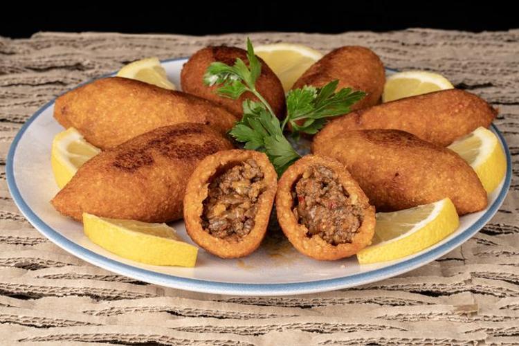 40 yıllık içli köftecinin gizli tarifi Ağızda lokum gibi dağılıyor