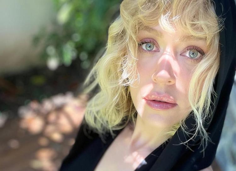 HAZAL TÜRESAN KİMDİR