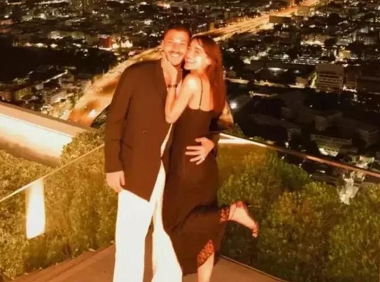 KISKANÇ DEĞİLİM DESEM YALAN OLUR