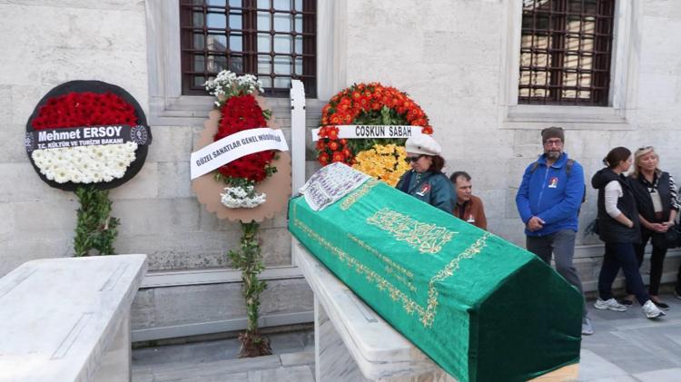 Hocaların hocası olarak anılıyordu Süheyla Altmışdört son yolculuğuna uğurlandı