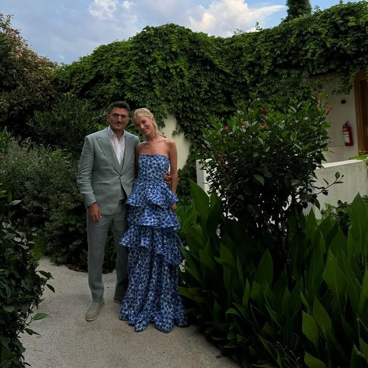 Cengiz Ünder’in nişanlısı Bilge Yenigül, 8 milyon liralık tektaşıyla kutlama yaptı