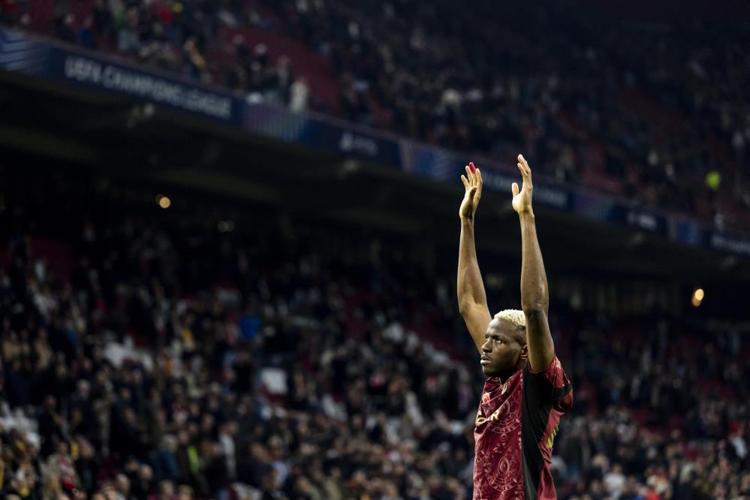 Hollandada tarihi gece Osimhene övgü yağmuru