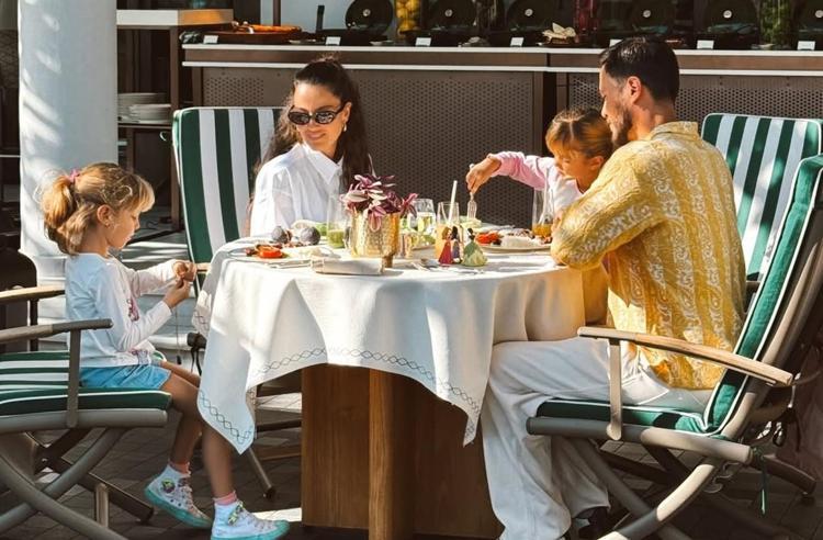 ÇOCUKLARI İÇİN BİR ARADALAR