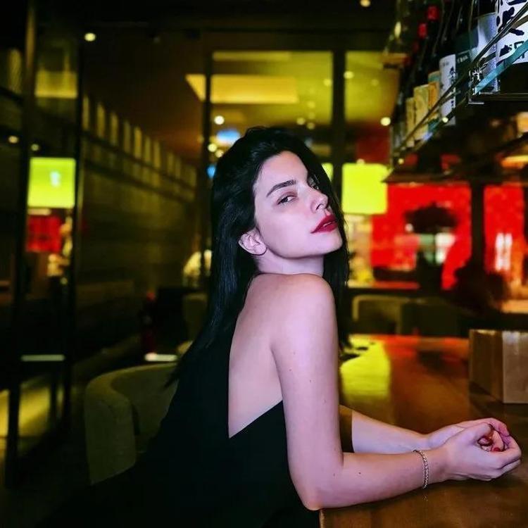 Merve Boluğur’dan Muhteşem Yüzyıl paylaşımı Takipçileri seslendi: Ekranlara geri dön