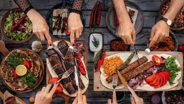 BUGÜN NE PİŞİRSEM DİYENLERE GÜNÜN MENÜSÜ