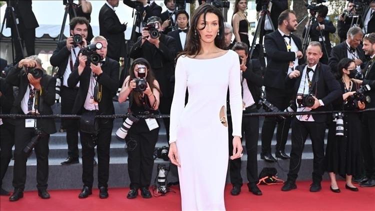 Çay, kahve döner... Bella Hadid şimdi de baklava sevgisini gösterdi, Türk mutfağına olan tutkusu sosyal medyada gündem oldu
