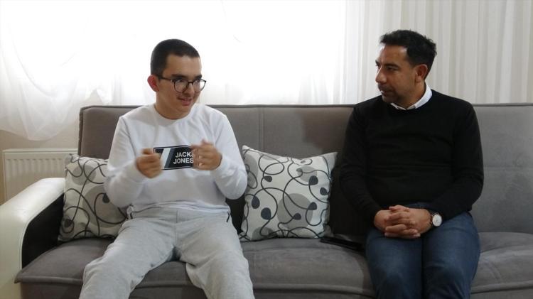 Hocalarıma saygıda kusur etmeyeceğim