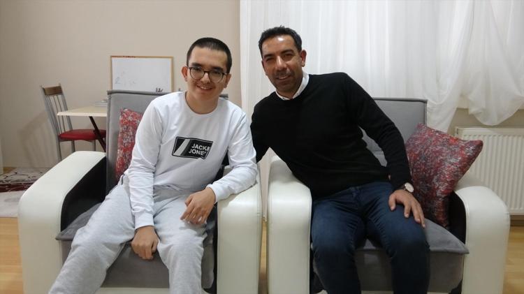 Onun o coşkusu ve heyecanı tüm öğretmenlerimizi ve bizleri de sevindiriyor