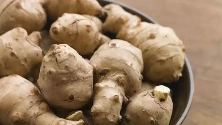 Canan Karatayın kasım favorisi Israrla tavsiye ediyor: Kan şekerini dengeliyor, kalbi çelik gibi yapıyor