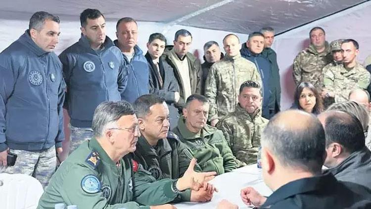 Düşen uçakta yarım kalan öyküler... Kimi yeni evlendi kimisi bebek bekliyordu...