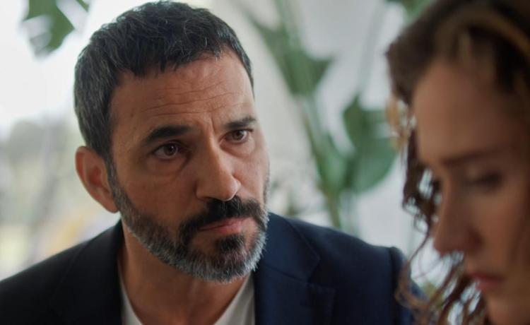 Güller ve Günahlarda fırtına kopuyor Berrak gözünü kararttı