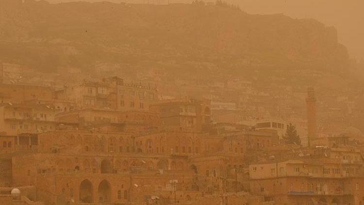 Meteoroloji 5 il için alarm verdi Görüş mesafesi sıfıra düştü: Evinizde kalın