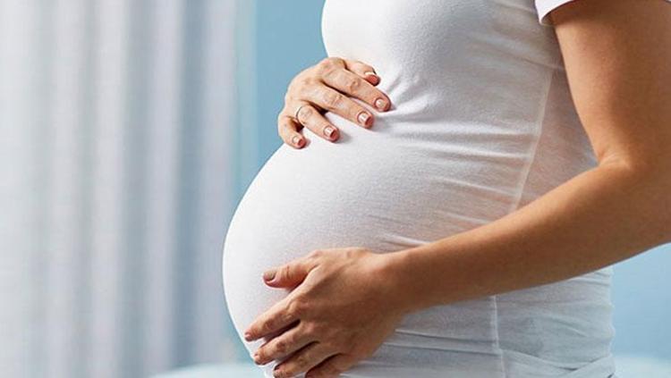 Böbrek taşı sandı, hastanenin yolunu tuttu Meğer dokuz aylık hamileymiş, tuvalete giderken doğum başladı